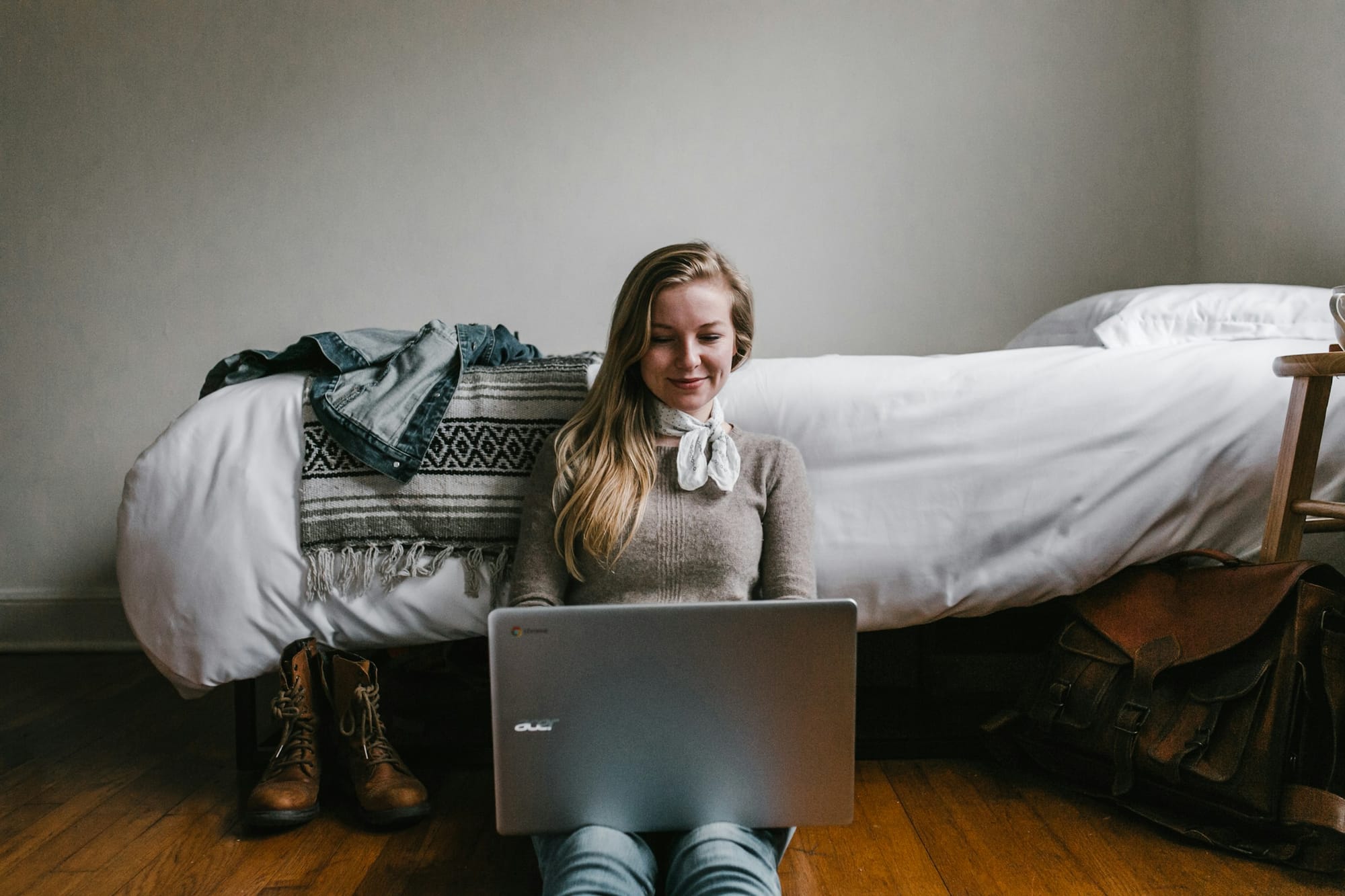 woman smiling - Does Pinterest Pay Creators