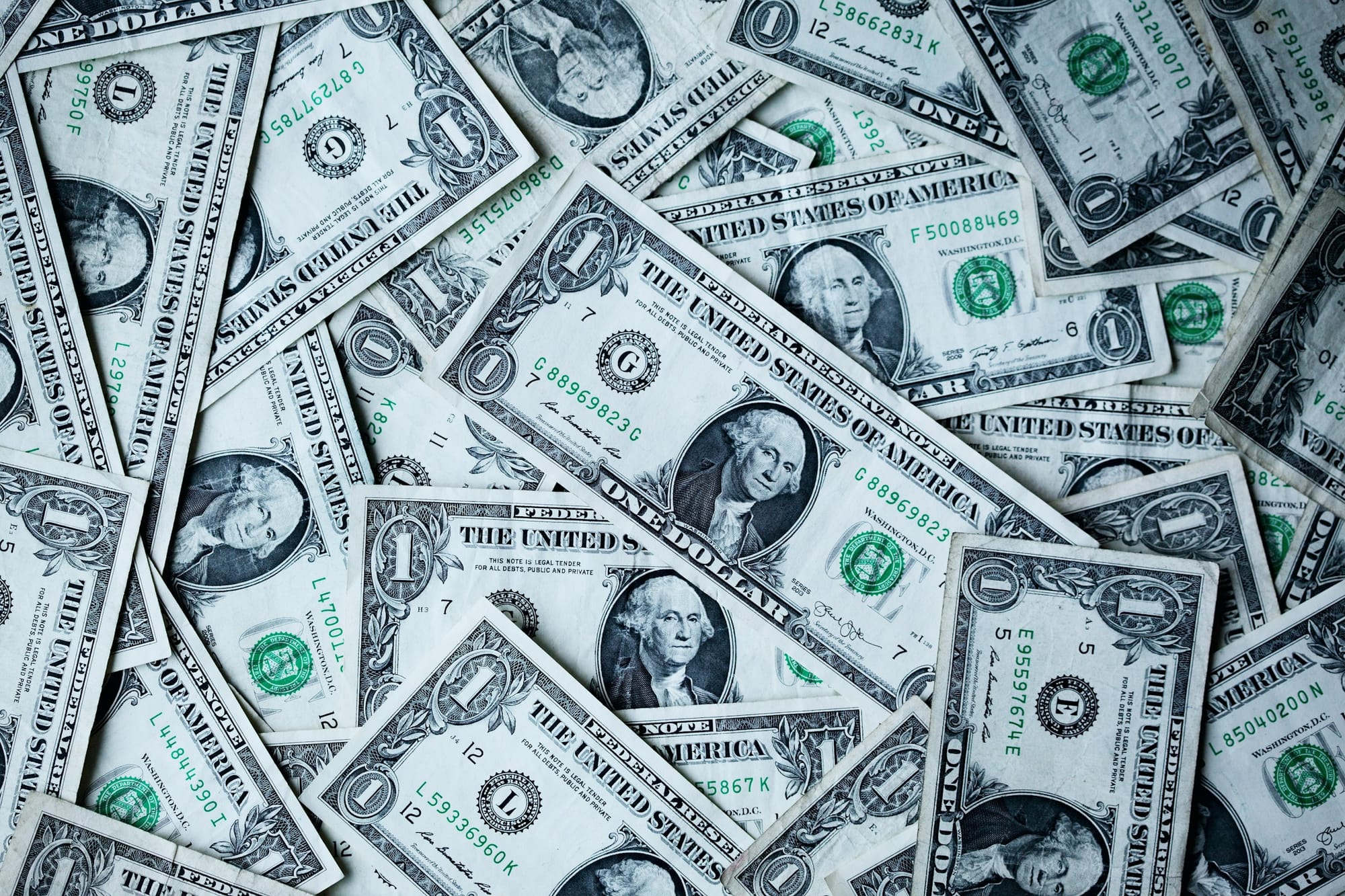 money on table - Movavi Alternative