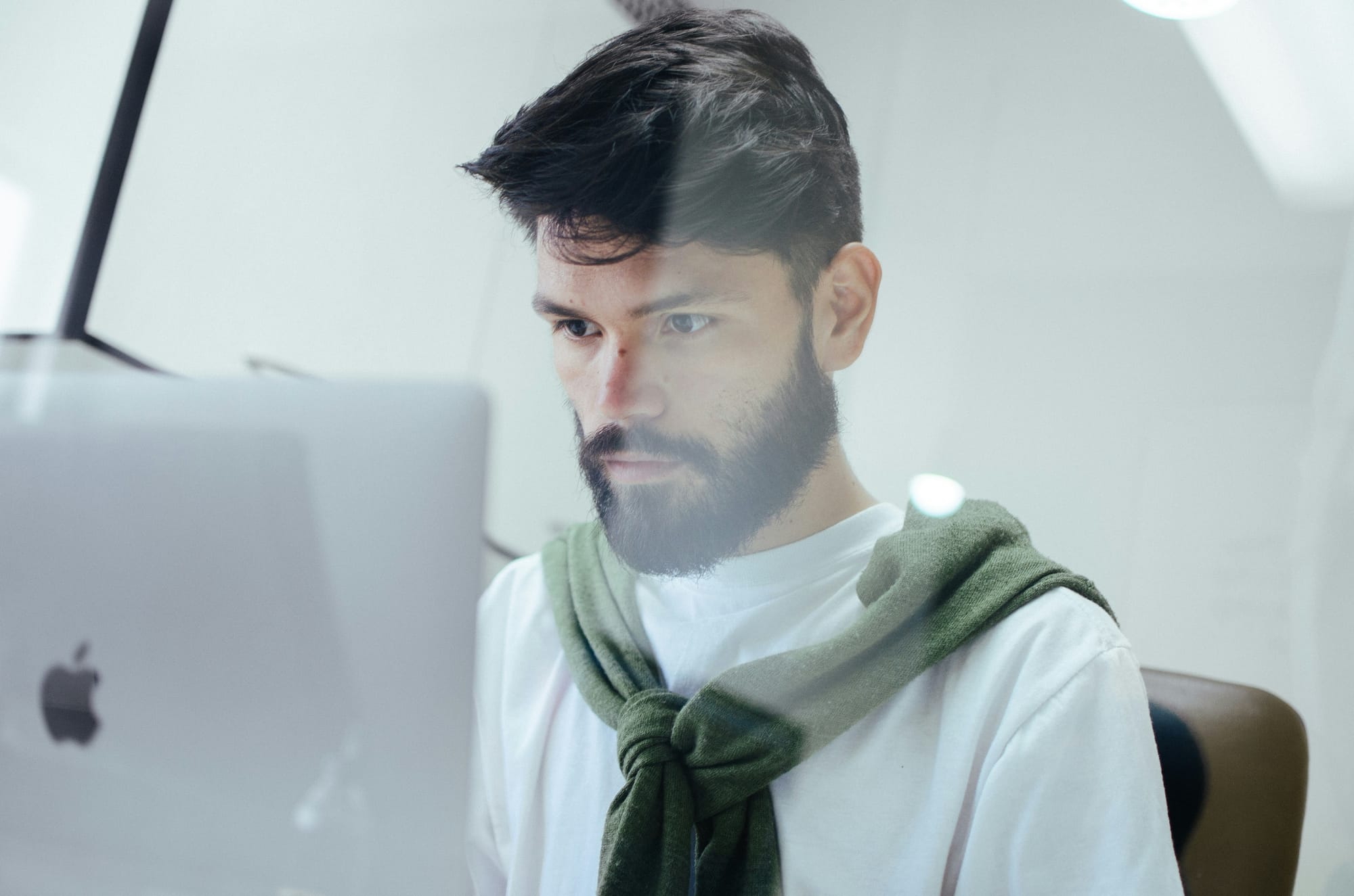 person working alone on Streamladder Alternative
