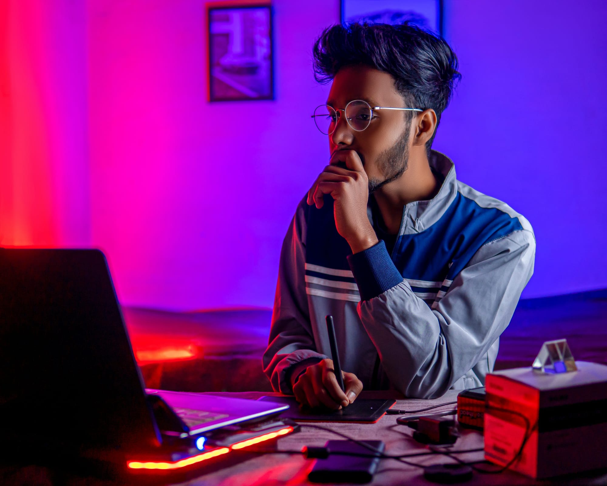 Boy thinking - Filmora 10